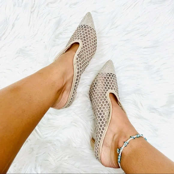 Nude rhinestoned mesh heel - Picture 3 of 6